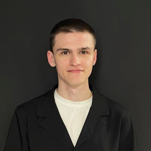 Даниил Ермолаев Даниил Ермолаев